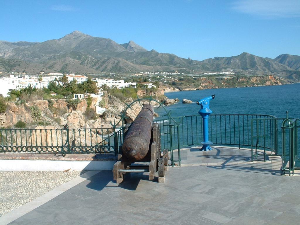 Sunny * Nerja